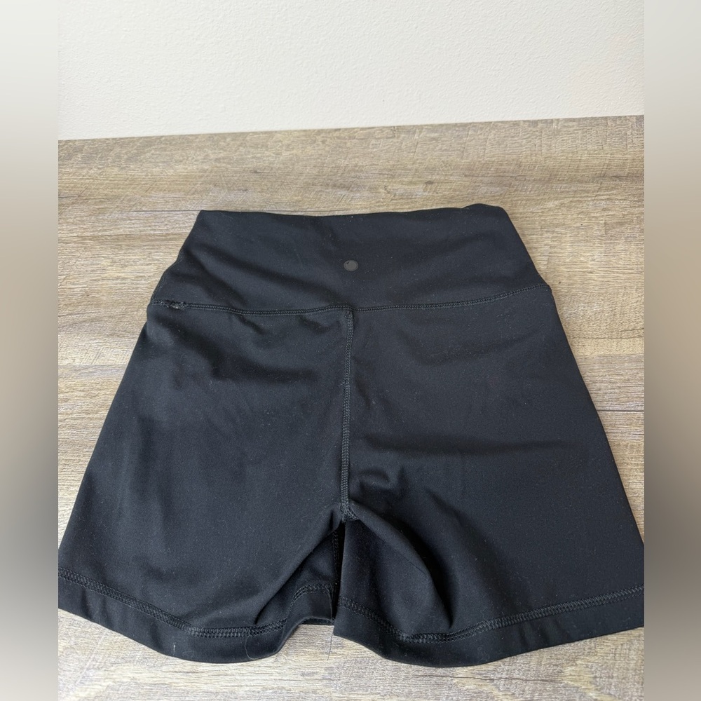 Yogalicious biker shorts size medium